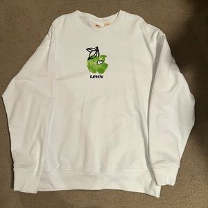 Levi men’s crew neck